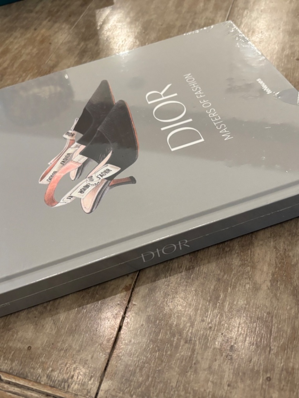 DIOR Coffee Table Book - Picture 2 of 2